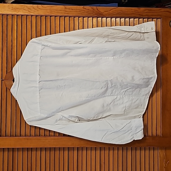 Ladie's American Eagle XL Button-down Top - Picture 2 of 3